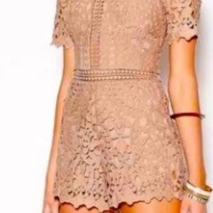 MINISTRY OF STYLE tan lace romper size 2 NWOT
